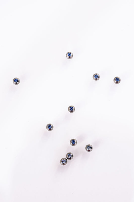 Lävistyskoru, pallo ilman tappia.